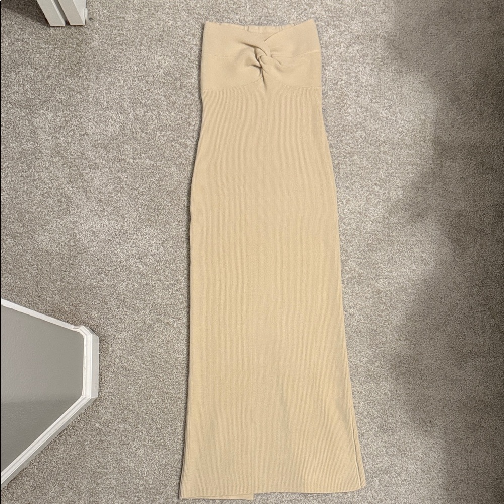 Cream strapless sweater dress mid/maxi size small
